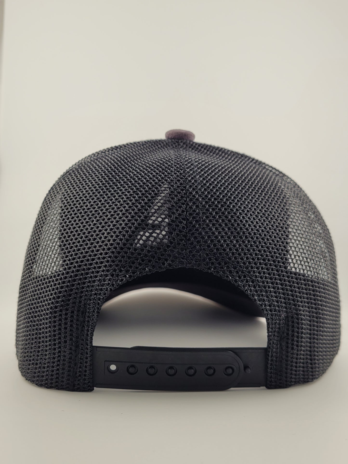 PREMIUM QUALITY SEUDE TRUKER HAT