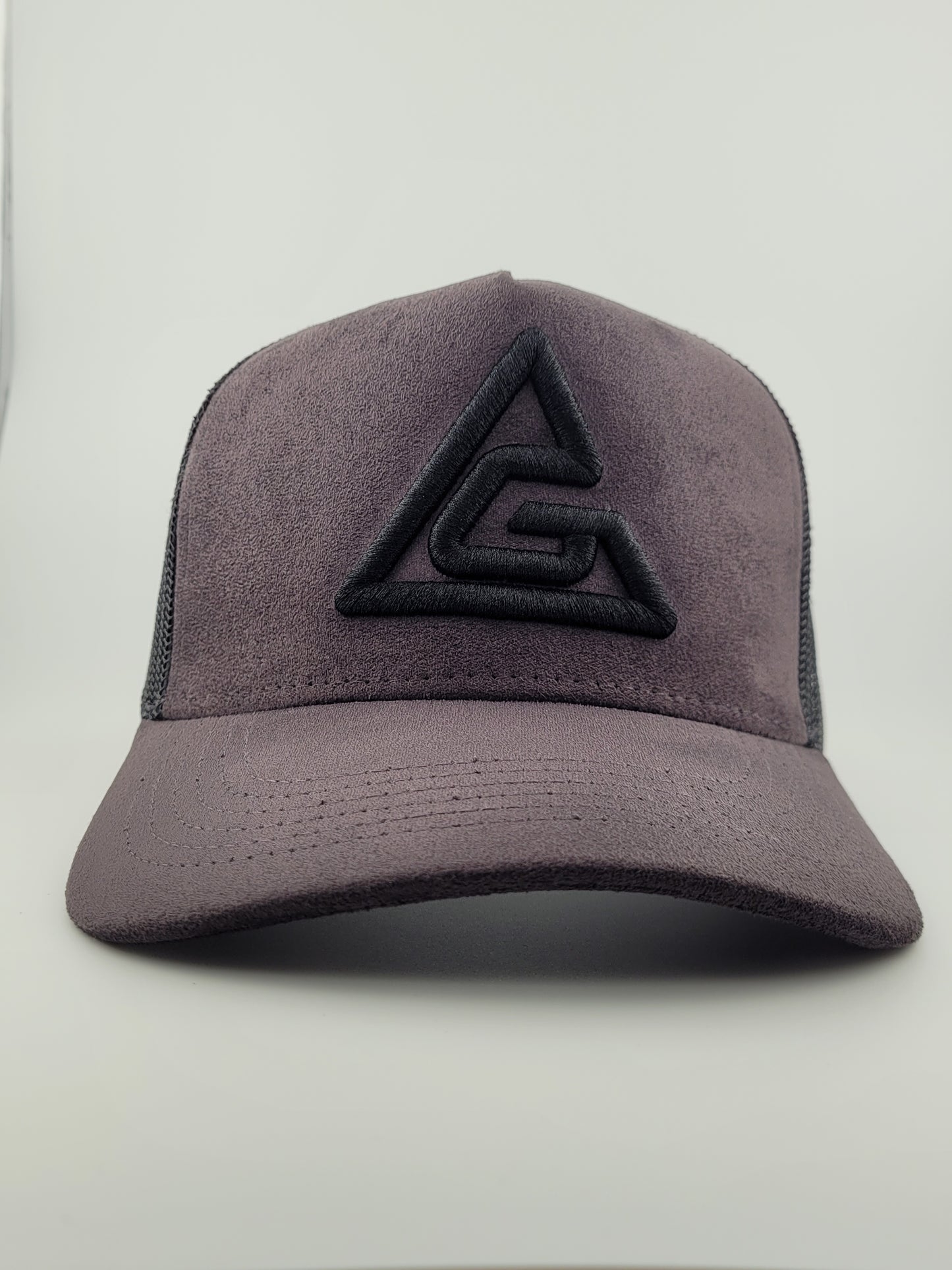 PREMIUM QUALITY SEUDE TRUKER HAT